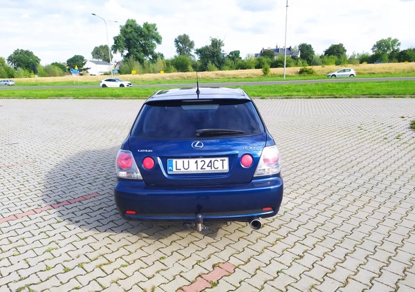 Lexus IS cena 18900 przebieg: 380000, rok produkcji 2004 z Lublin małe 631
